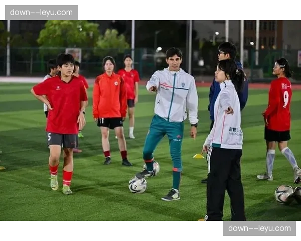 意甲青少年足球发展计划启动，将向基层教练提供免费线上战术分析工具